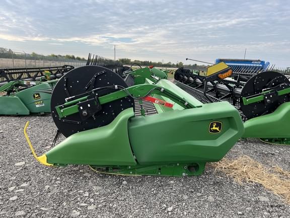 Image of John Deere RD40F equipment image 2