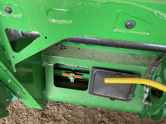 Image of John Deere RD40F equipment image 4