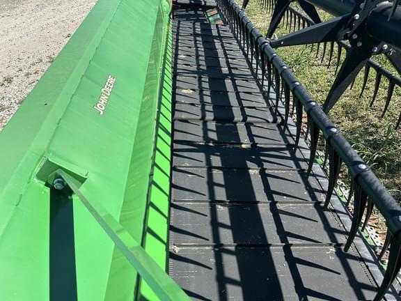 Image of John Deere RD40F equipment image 3