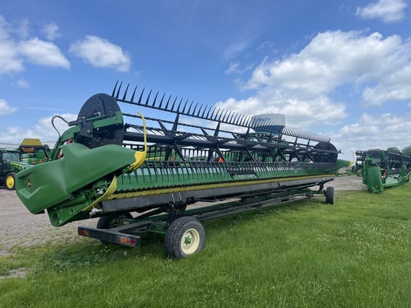 Main image John Deere RD40F