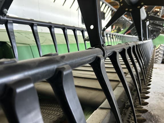 Image of John Deere RD40F equipment image 4