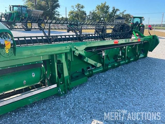 Image of John Deere RD40F equipment image 4