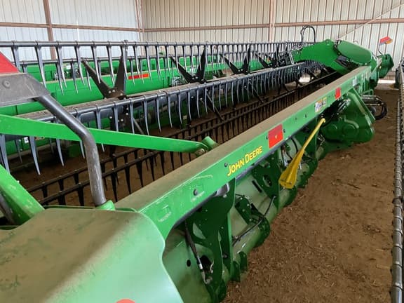 Image of John Deere RD40F equipment image 3