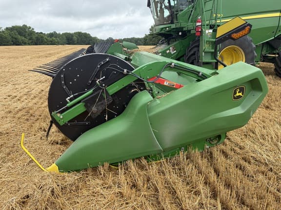Image of John Deere RD40F equipment image 3