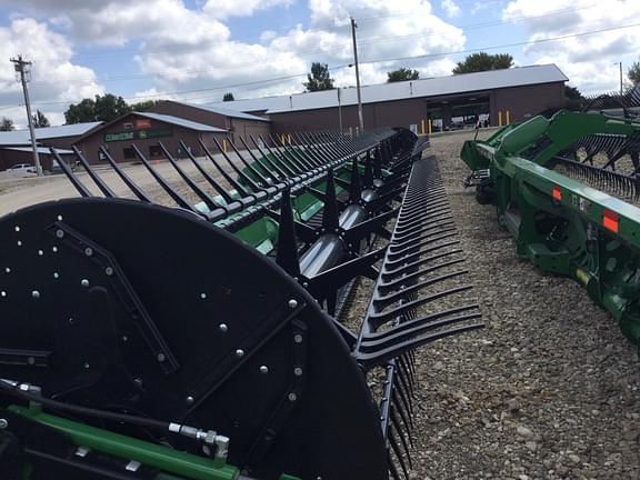 Image of John Deere RD45F Primary image