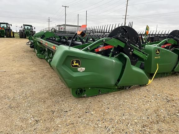 Image of John Deere RD45F equipment image 1