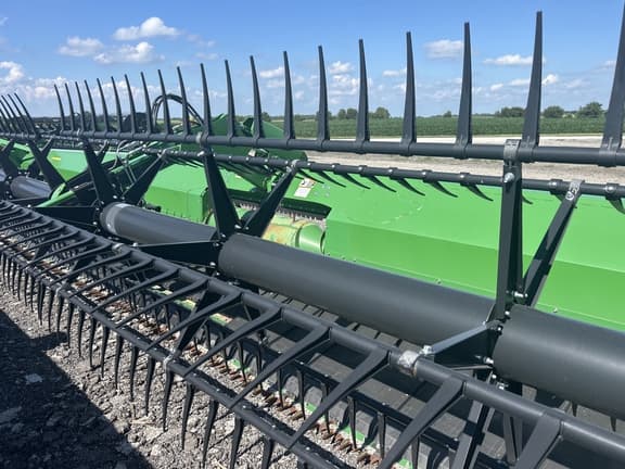 Image of John Deere RD45F equipment image 1