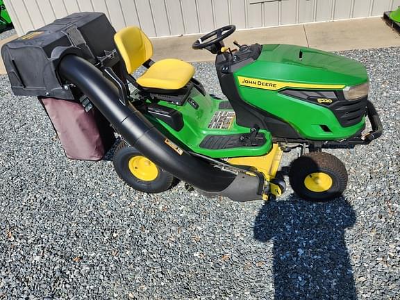 Image of John Deere S220 Primary image