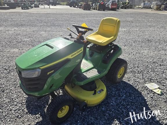 Image of John Deere S100 equipment image 1