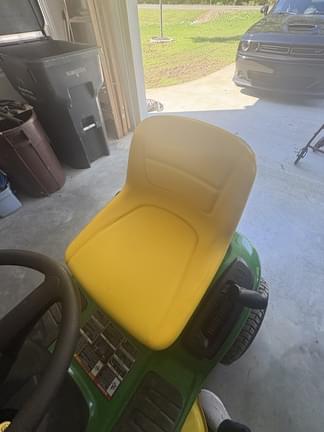 Image of John Deere S100 equipment image 4