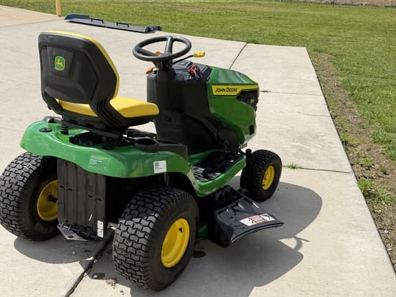 Image of John Deere S110 equipment image 2