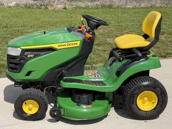 Image of John Deere S110 Primary image