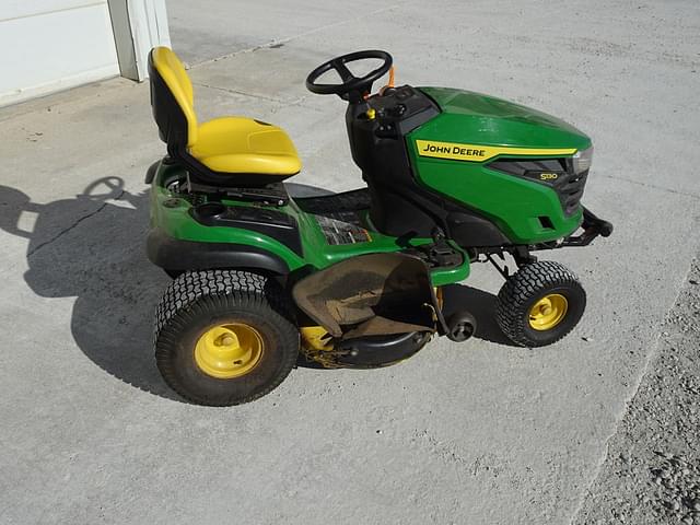 Image of John Deere S130 equipment image 1