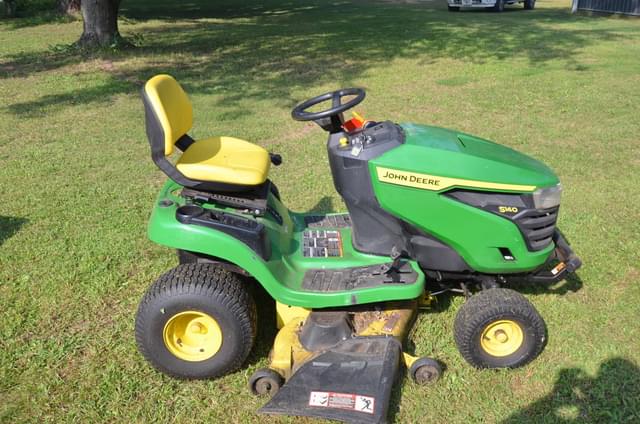Image of John Deere S140 equipment image 3