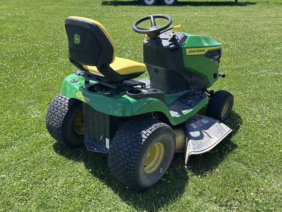 Image of John Deere S220 equipment image 2