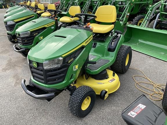 Image of John Deere S220 equipment image 1