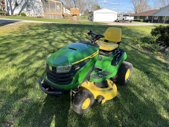 Main image John Deere S220
