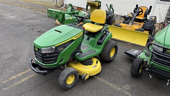 Image of John Deere S220 Primary image