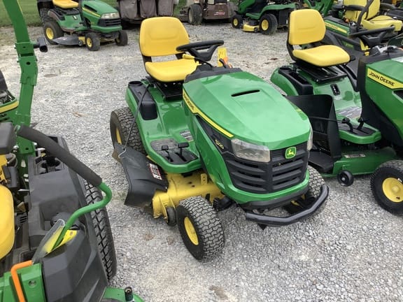Main image John Deere S220