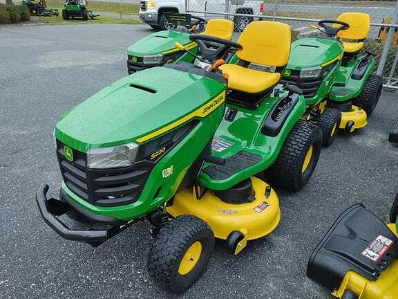 Thumbnail image John Deere S220 1