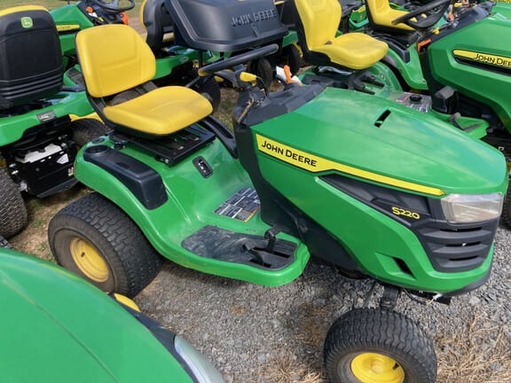 2022 John Deere S220 Equipment Image0