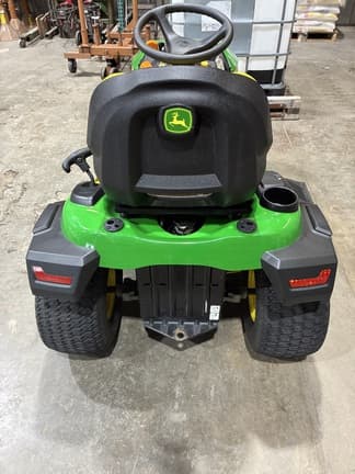 Image of John Deere S240 equipment image 4
