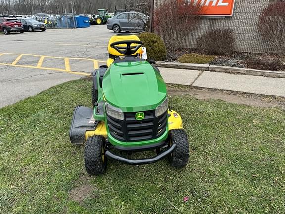 Image of John Deere S240 equipment image 2