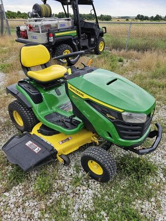 Image of John Deere S240 equipment image 4