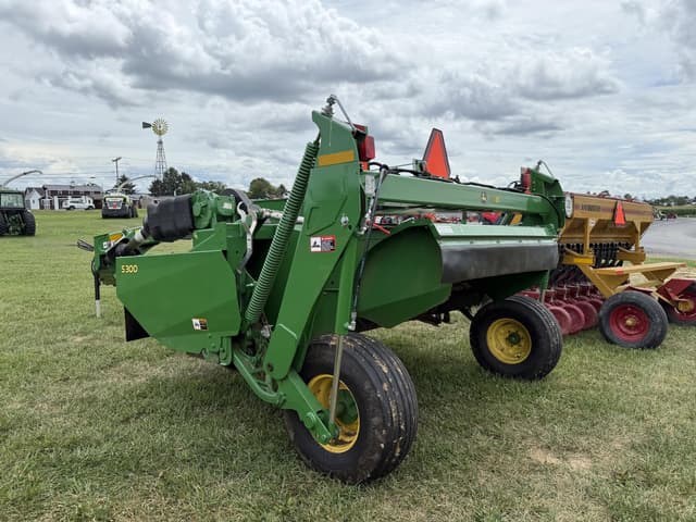 Image of John Deere S300 equipment image 2