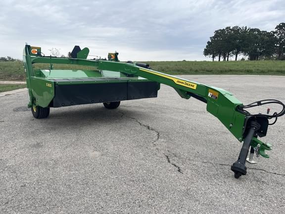 Image of John Deere S300 equipment image 4