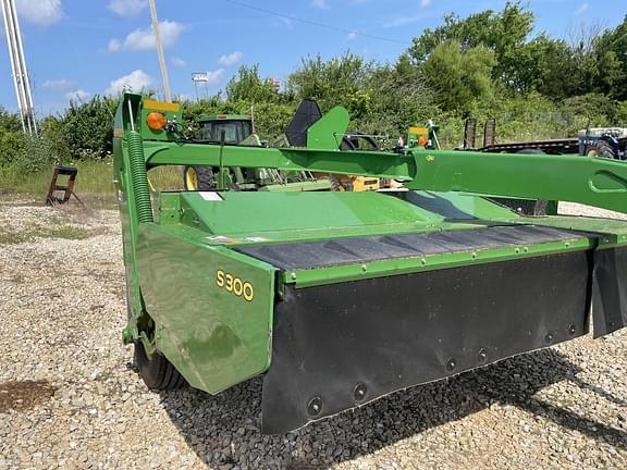 Image of John Deere S300 equipment image 1