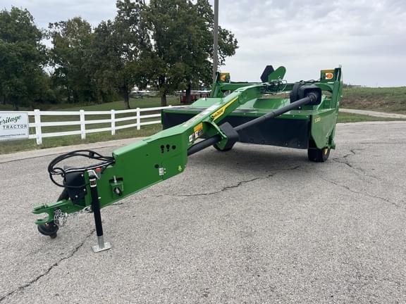 Image of John Deere S300 equipment image 2