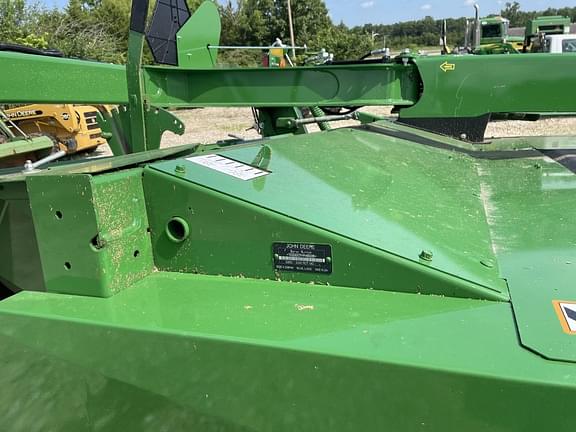 Image of John Deere S300 equipment image 4