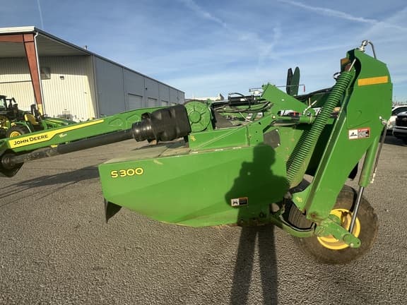 Image of John Deere S300 equipment image 3