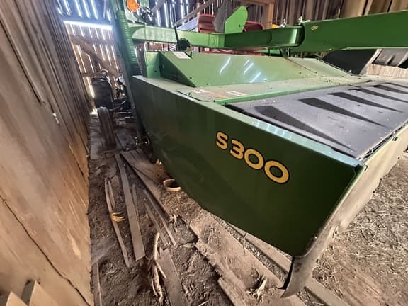 Image of John Deere S300 equipment image 2