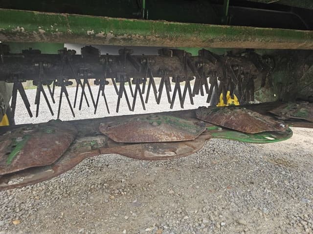 Image of John Deere S300 equipment image 2