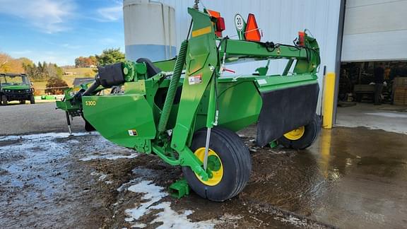 Image of John Deere S300 equipment image 3