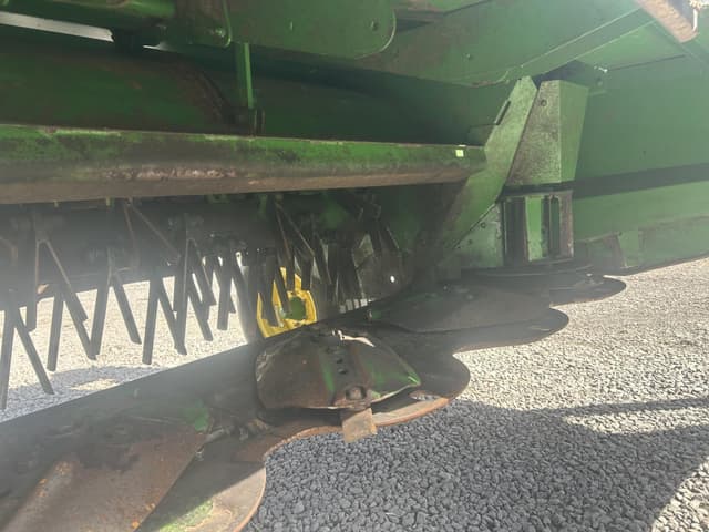 Image of John Deere S300 equipment image 4