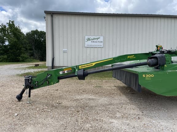 Image of John Deere S300 equipment image 1