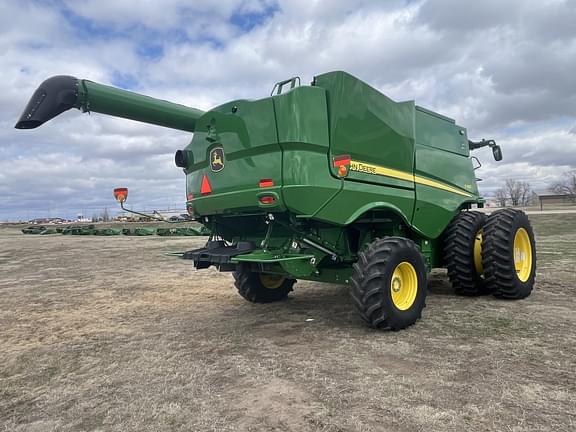Image of John Deere S760 equipment image 4