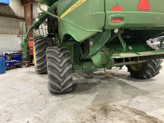 Image of John Deere S760 equipment image 4