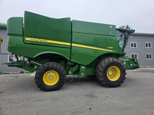 Image of John Deere S760 equipment image 1