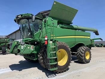 2022 John Deere S760 Equipment Image0