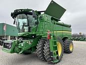 Thumbnail image John Deere S760 0