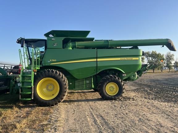 Image of John Deere S760 Primary image