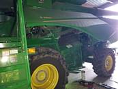 Thumbnail image John Deere S760 3