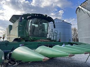 Main image John Deere S760 7