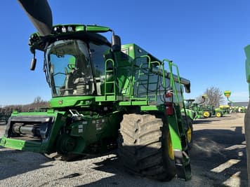 Main image John Deere S760