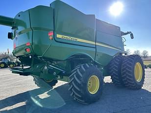 Main image John Deere S760 6