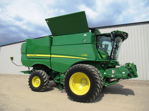 Main image John Deere S760